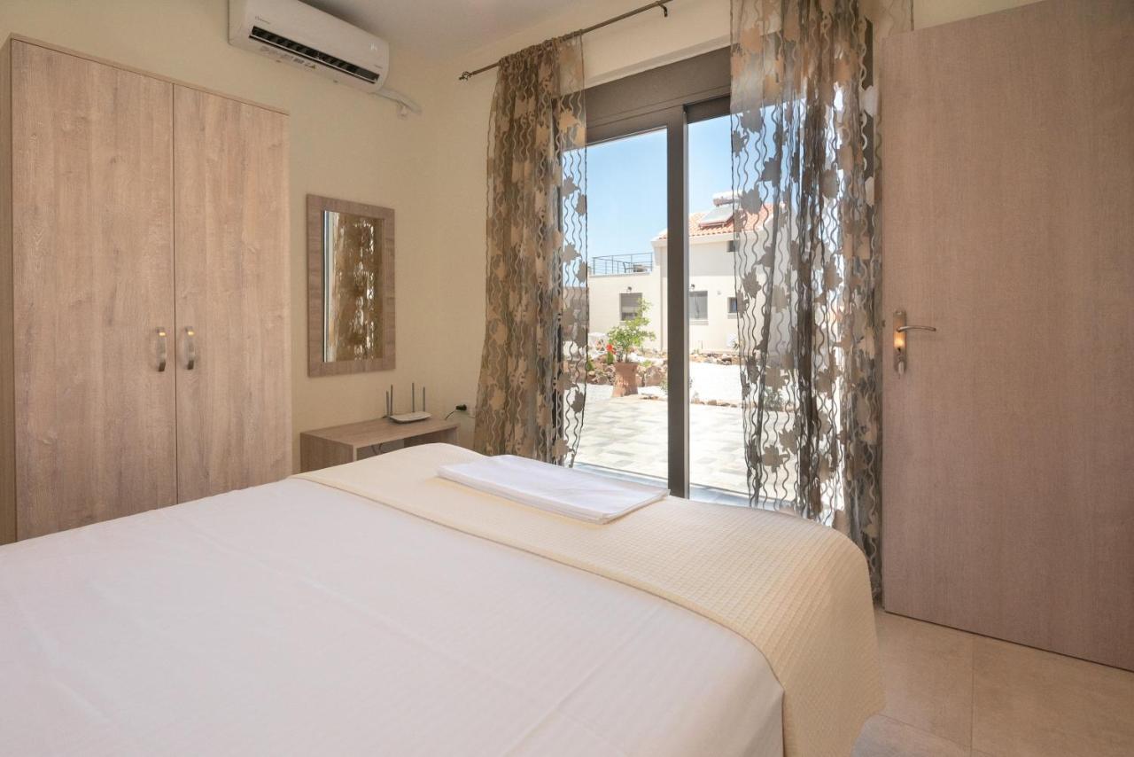 Pink Sand Villas Agios Pandeleimon  Exterior foto